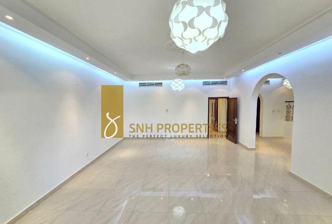 77386334 - Property Image 3