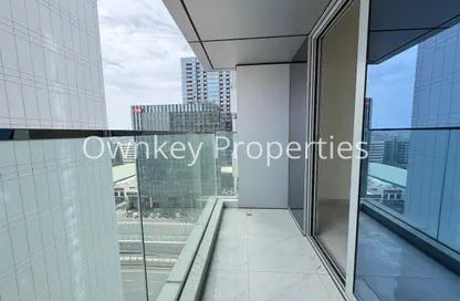 Apartment - 2 Bedrooms - 3 Bathrooms for rent in Titanium Tower - Al Karama - Dubai