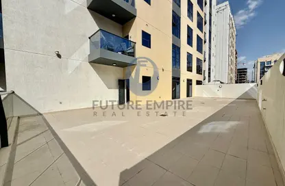 Apartment - 2 Bedrooms - 3 Bathrooms for rent in Elysium Residence 2 - Jumeirah Garden City - Al Satwa - Dubai
