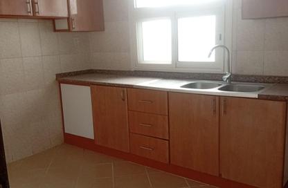 Apartment - 3 Bedrooms - 2 Bathrooms for rent in Al Khan Corniche - Al Khan - Sharjah