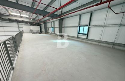 Warehouse - Studio for rent in Dubai Investment Park (DIP) - Dubai