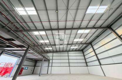 Warehouse - Studio for rent in Dubai Investment Park (DIP) - Dubai