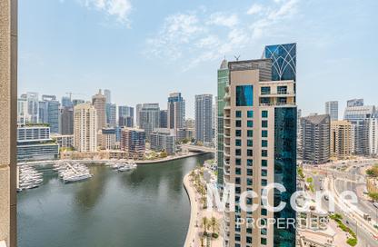 Apartment - 1 Bedroom - 2 Bathrooms for rent in Aurora Tower - Marina Promenade - Dubai Marina - Dubai