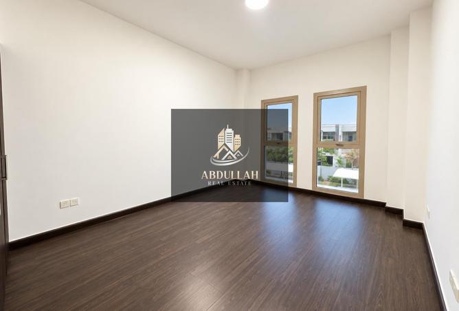 141941388 - Property Image 3