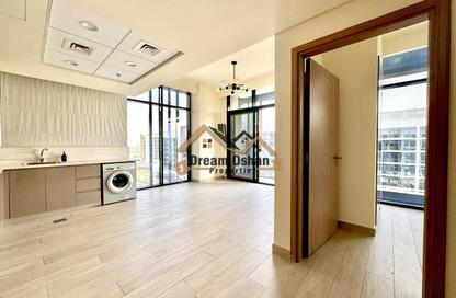 Apartment - 1 Bedroom - 1 Bathroom for rent in Azizi Riviera 37 - Azizi Riviera - Meydan One - Meydan - Dubai Apartment - 1 Bedroom - 1 Bathroom for rent in Azizi Riviera 37 - Azizi Riviera - Meydan One - Meydan - Dubai