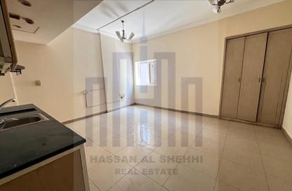 Apartment - Studio - 1 Bathroom for rent in Muwaileh 3 Building - Muwaileh - Sharjah