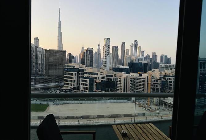 Amazing Burj Khalifa view | fully-furnished
