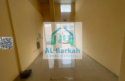 Shop - Studio for rent in Al Jurf 3 - Al Jurf - Ajman Downtown - Ajman