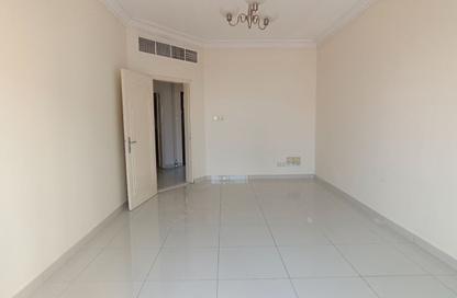 Apartment - 1 - 2 for rent in Al Mahatta - Al Qasimia - Sharjah