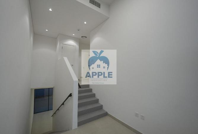 100853241 - Property Image 3