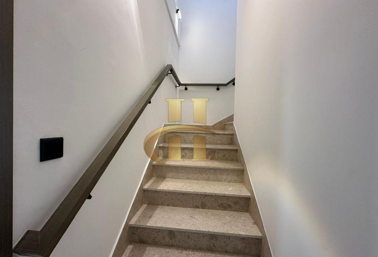 4 BHK + Maid | Private Elevator | 2 Car Parking photo 11