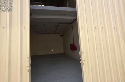 Warehouse - Studio - 1 for rent in Al Jurf Industrial 3 - Al Jurf Industrial - Ajman
