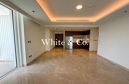 Apartment - 2 Bedrooms - 2 Bathrooms for rent in Palace Beach Residence Tower 2 - Palace Beach Residence - Emaar Beachfront - Dubai Harbour - Dubai