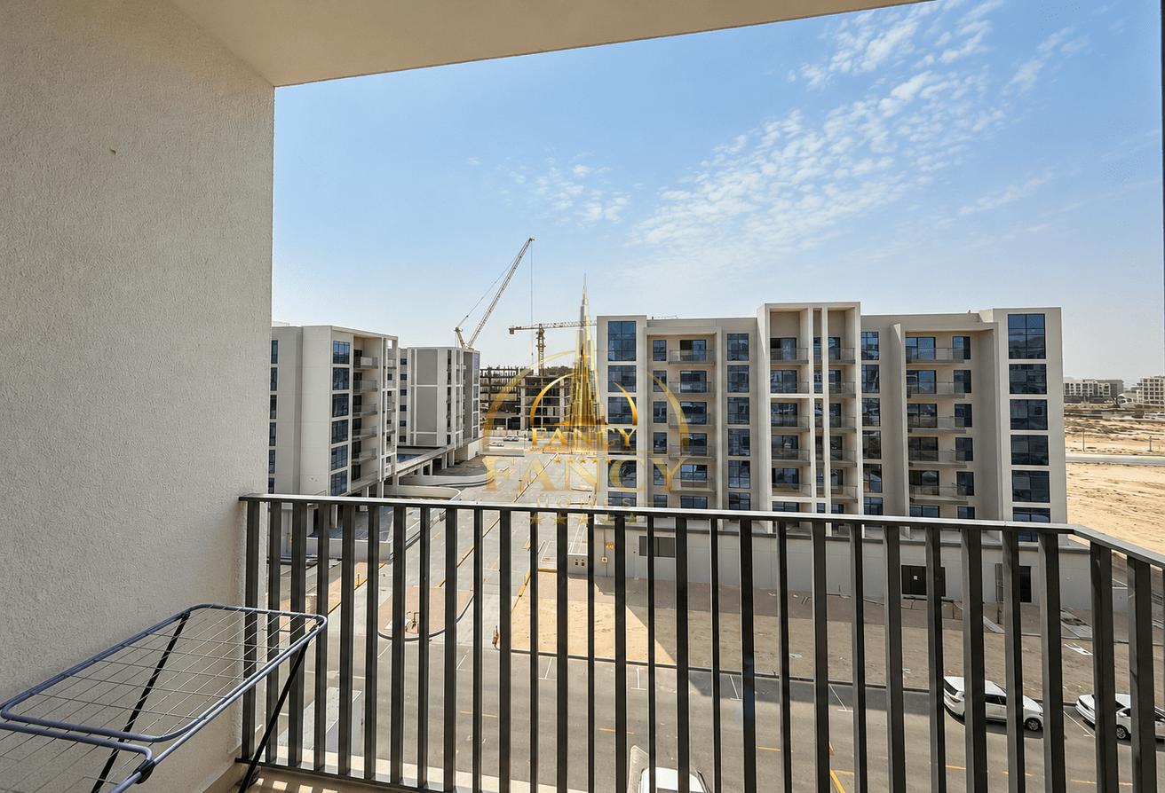 Luxurious Building | Prime Location | Furnished photo 5