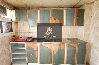 Apartment - 2 Bedrooms - 2 Bathrooms for rent in Muwailih Building - Muwaileh - Sharjah
