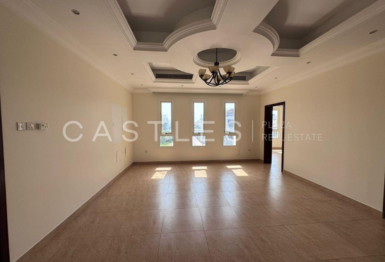 6 Bed I Independent Villa | Premium Living photo 11