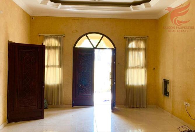129740245 - Property Image 2