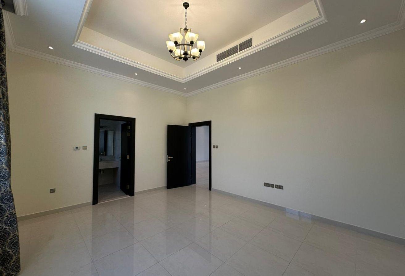 5 BED+MAID / LUXURY SPACIOUS VILLA / GARDEN & POOL photo 6