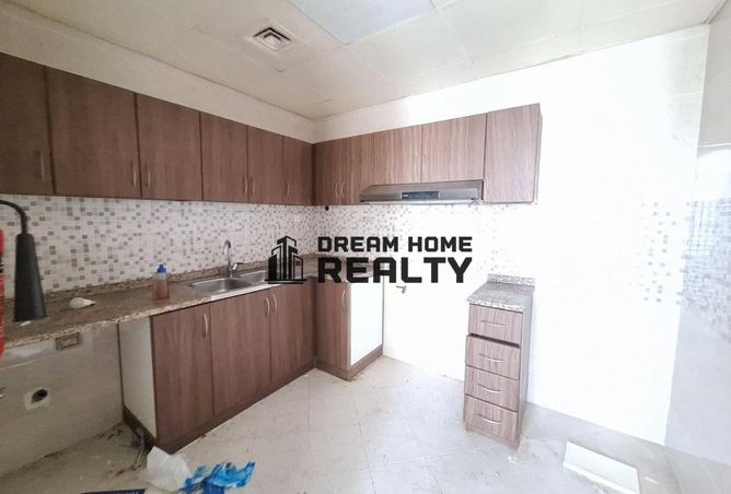 140586110 - Property Image 2