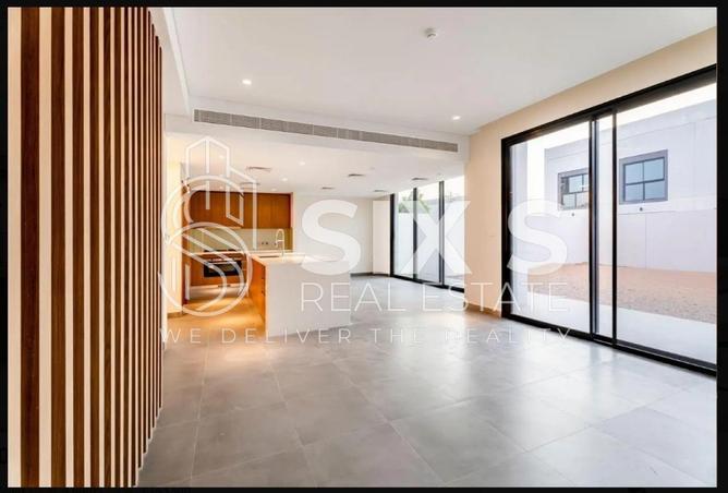 Luxury 3BR Villa | Prime Location | Hot Deal — photo 2