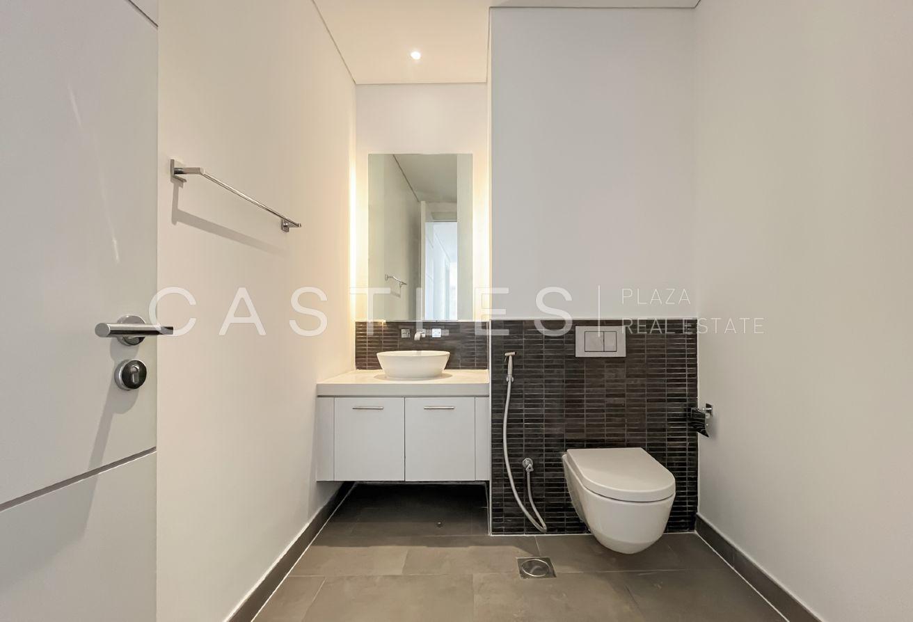 Ready To Move In | Modern Design 2 Bed photo 7