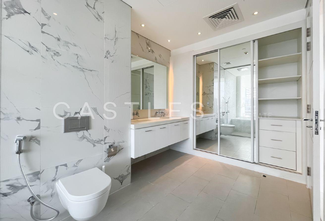 Ready To Move In | Modern Design 2 Bed photo 14