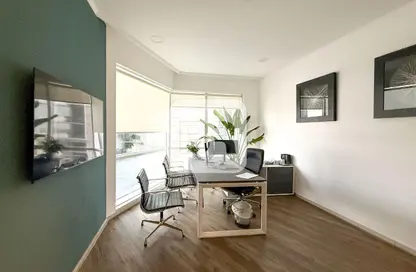 Office Space - Studio - 1 Bathroom for rent in Fairmont Hotel - Sheikh Zayed Road - Dubai