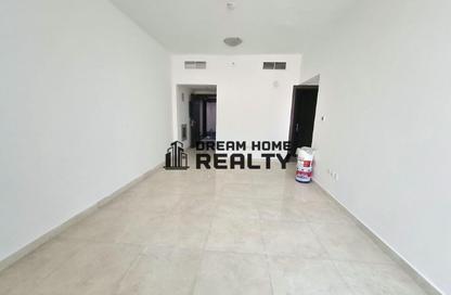 Apartment - 1 - 1 for rent in Zakhir Tower 3 - Zakhir Towers - Al Taawun - Sharjah
