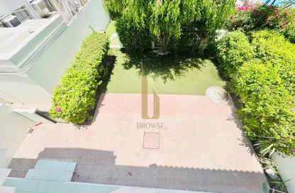 Villa - 4 Bedrooms - 4 Bathrooms for rent in Jumeirah 1 Villas - Jumeirah 1 - Jumeirah - Dubai