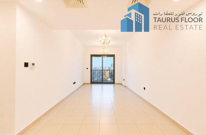 Apartment - 2 Bedrooms - 3 Bathrooms for rent in Bayt Al Muraqqabat 03 - Al Muraqqabat - Deira - Dubai