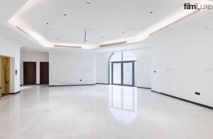 Villa - 6 Bedrooms - 7 Bathrooms for rent in Nad Al Sheba 4 - Nad Al Sheba - Dubai