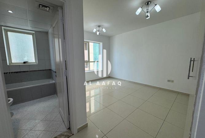 76163263 - Property Image 2