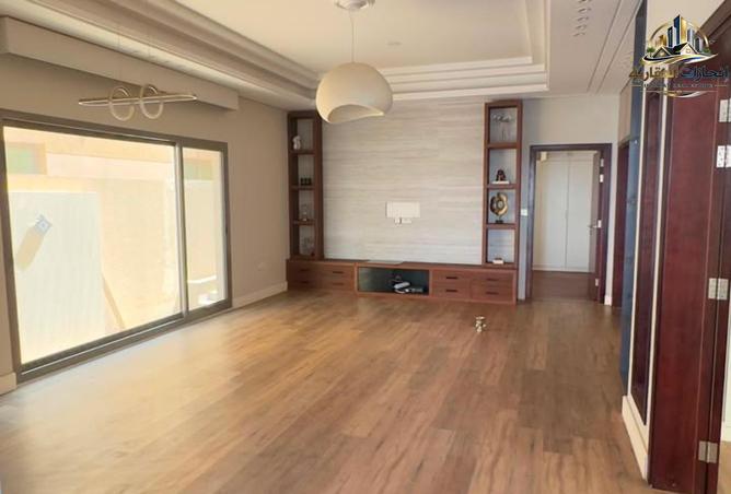 137429110 - Property Image 3