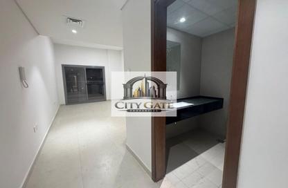 Apartment - Studio - 1 Bathroom for rent in Garden Residences - Emirates City - Ajman Apartment - Studio - 1 Bathroom for rent in Garden Residences - Emirates City - Ajman