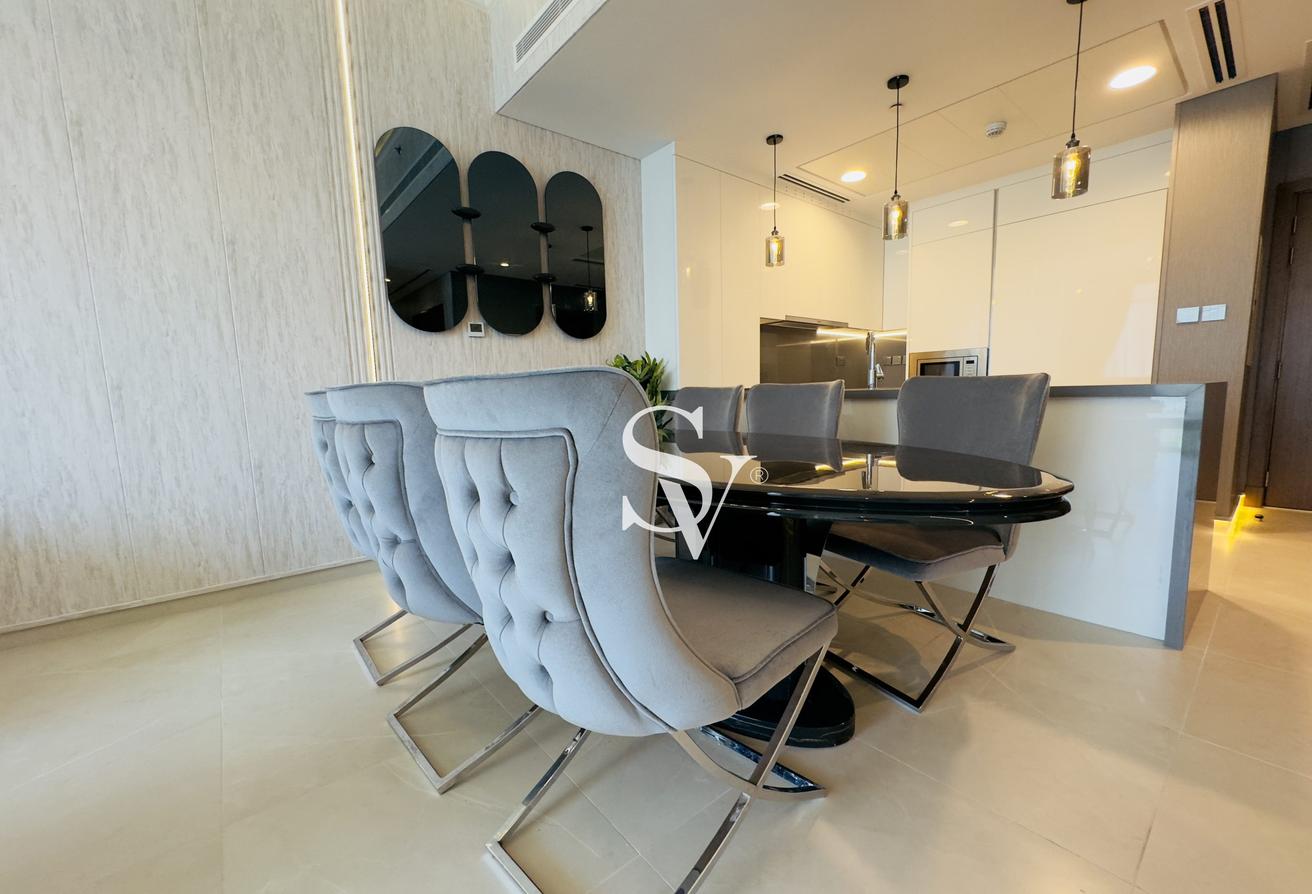 Fully Upgraded | Canal View | Vacant photo 4