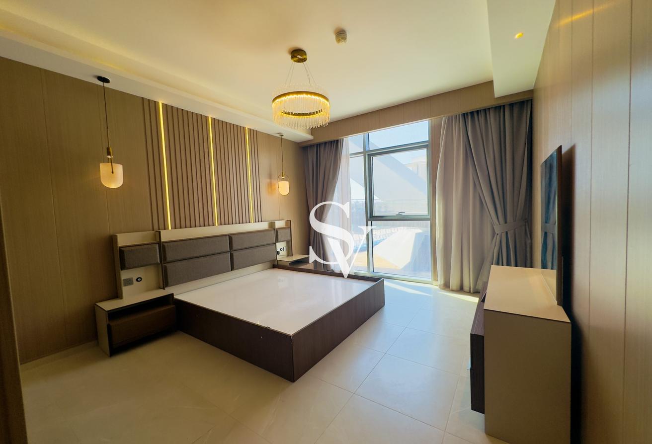 Fully Upgraded | Canal View | Vacant photo 25