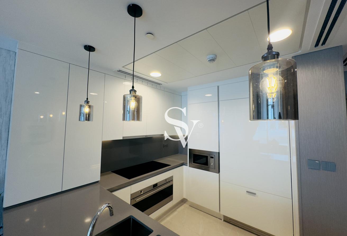 Fully Upgraded | Canal View | Vacant photo 15