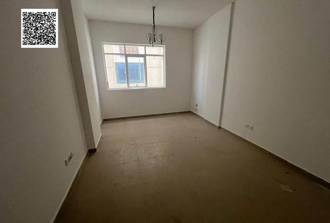 82810167 - Property Image 2