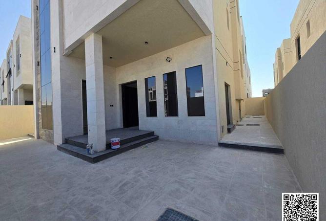 70266706 - Property Image 2