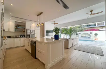 فيلا - 4 غرف نوم - 4 حمامات للبيع في كوينز ميدو - داماك هيلز - دبي