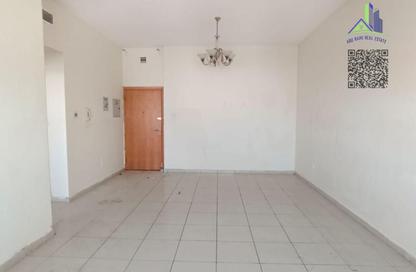Apartment - 1 - 1 for rent in Dar Al Majaz - Jamal Abdul Nasser Street - Al Majaz - Sharjah