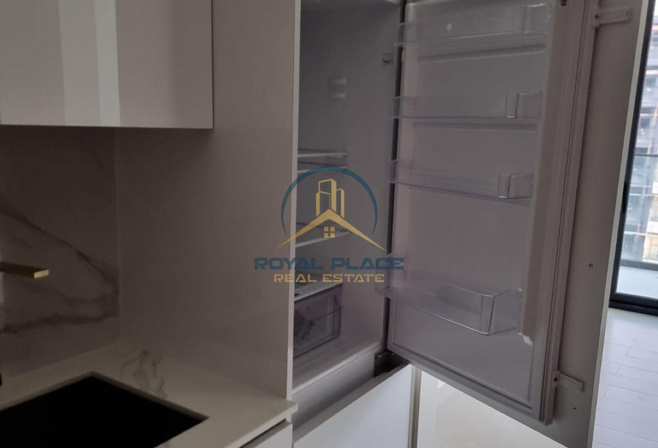 Bright & Spacious | Ready to Move | Best Price photo 17