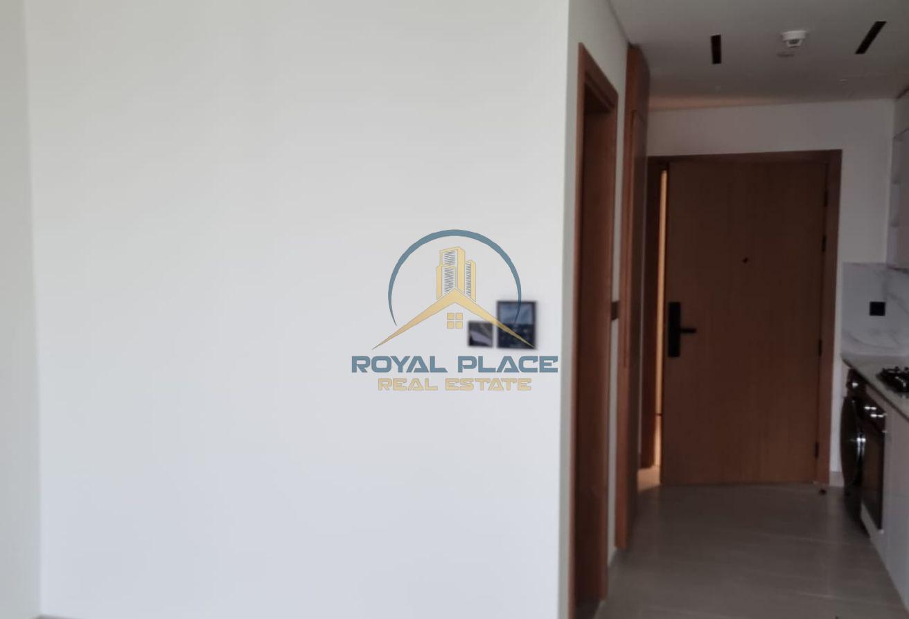Bright & Spacious | Ready to Move | Best Price photo 21