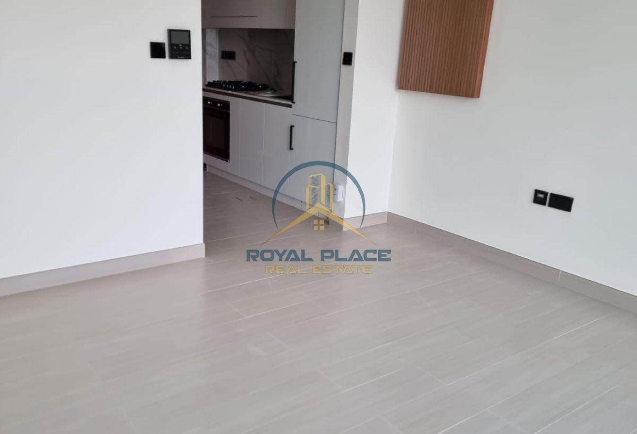 Bright & Spacious | Ready to Move | Best Price photo 14