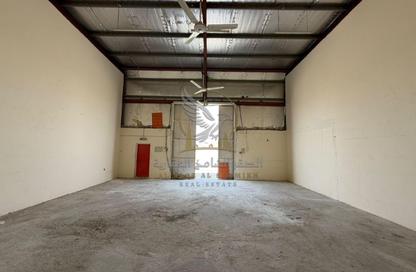 Warehouse - Studio for rent in Industrial Area 18 - Sharjah Industrial Area - Sharjah