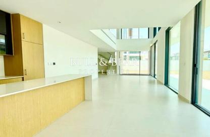 Villa - 4 - 5 for rent in Farm Gardens - The Valley - Dubai