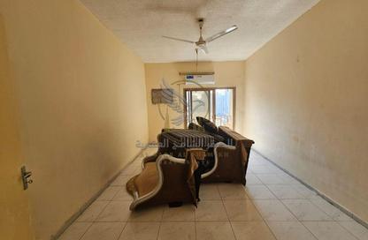Apartment - 2 - 2 for rent in Zayd Bin Aslam Street - Abu shagara - Sharjah