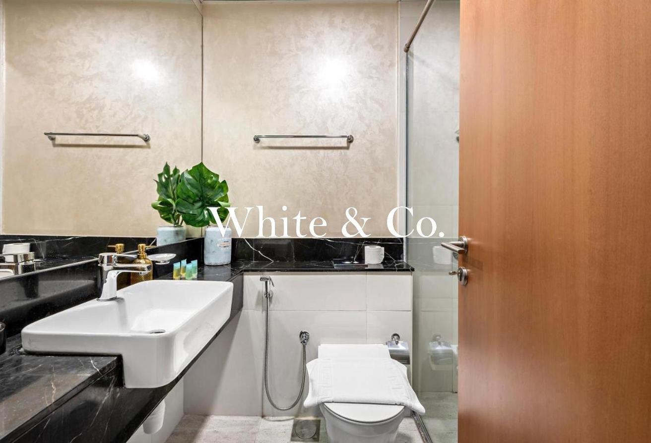 Burj View | Luxury Unit | Prime Location photo 8