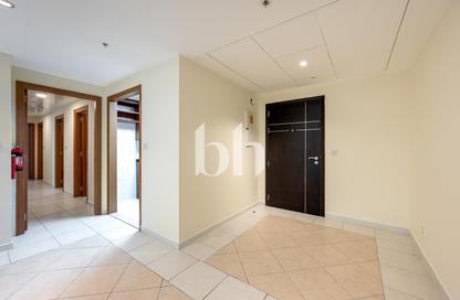 Apartment - 3 Bedrooms - 3 Bathrooms for rent in 21st Century Tower - Sheikh Zayed Road - Dubai Apartment - 3 Bedrooms - 3 Bathrooms for rent in 21st Century Tower - Sheikh Zayed Road - Dubai