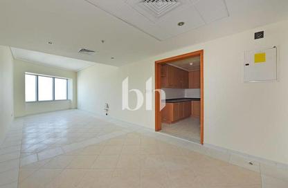 Apartment - 3 - 3 for rent in 21st Century Tower - Sheikh Zayed Road - Dubai